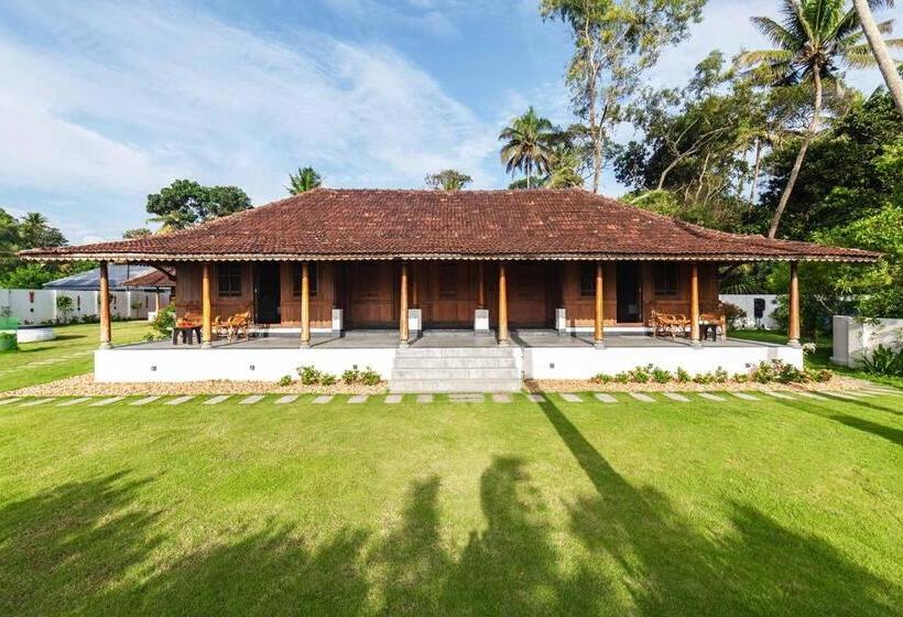 مبيت وإفطار Deshadan S Tarangi Beach Villas,marari