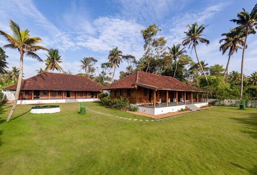 مبيت وإفطار Deshadan S Tarangi Beach Villas,marari