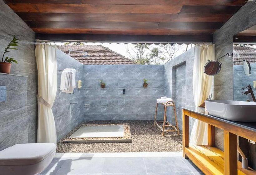 مبيت وإفطار Deshadan S Tarangi Beach Villas,marari