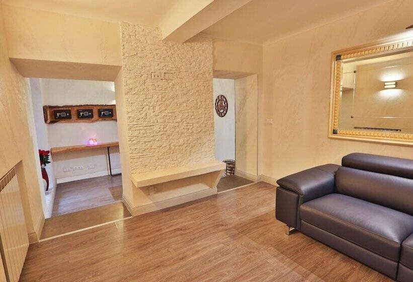 پانسیون Grottini Luxury Suites ~ Pantheon