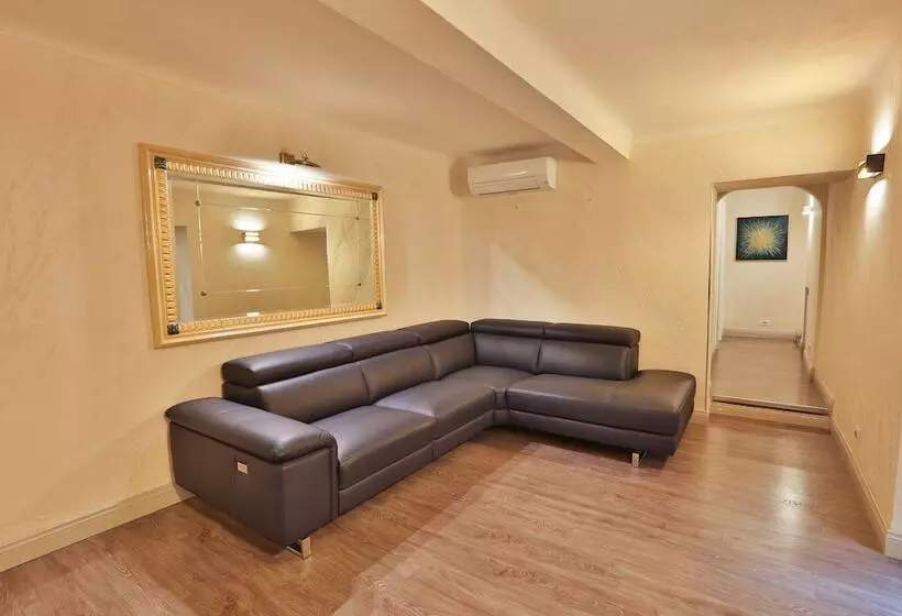 پانسیون Grottini Luxury Suites ~ Pantheon