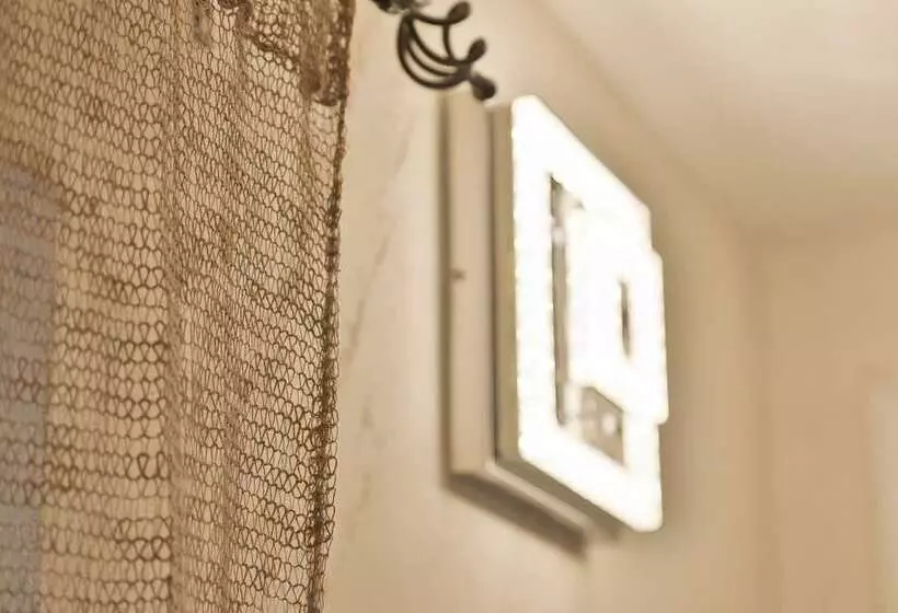 پانسیون Grottini Luxury Suites ~ Pantheon