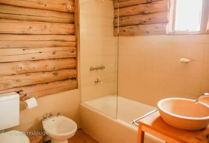 فندق Los ñires Lodge