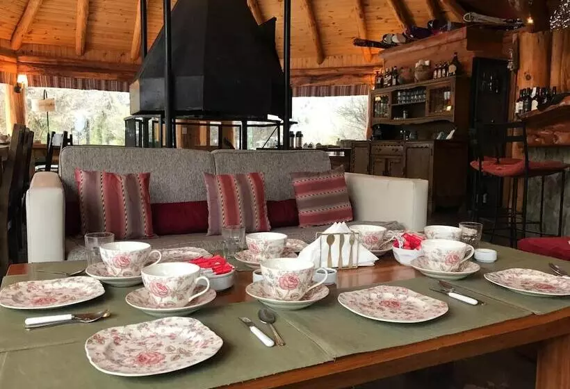 فندق Los ñires Lodge