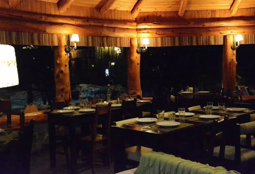 فندق Los ñires Lodge