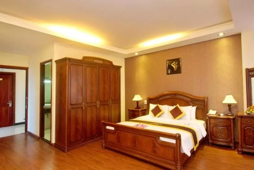 هتل Luxury Nha Trang