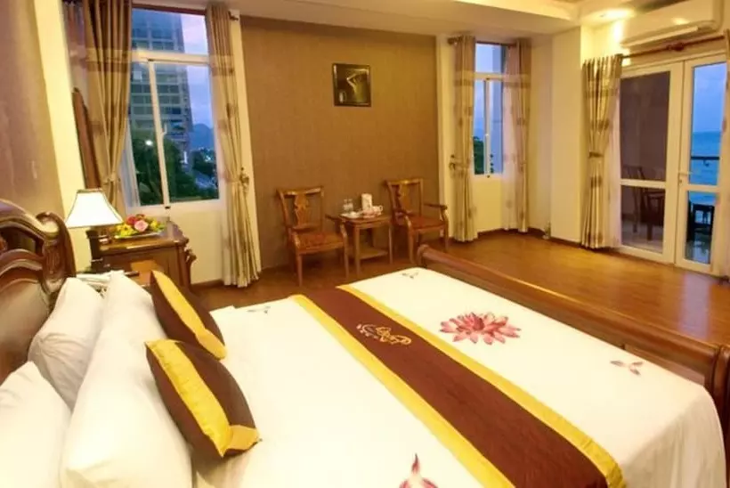 هتل Luxury Nha Trang