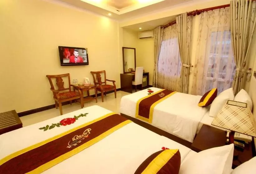 هتل Luxury Nha Trang