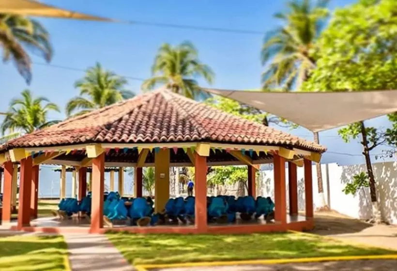 هتل Pacific Paradise