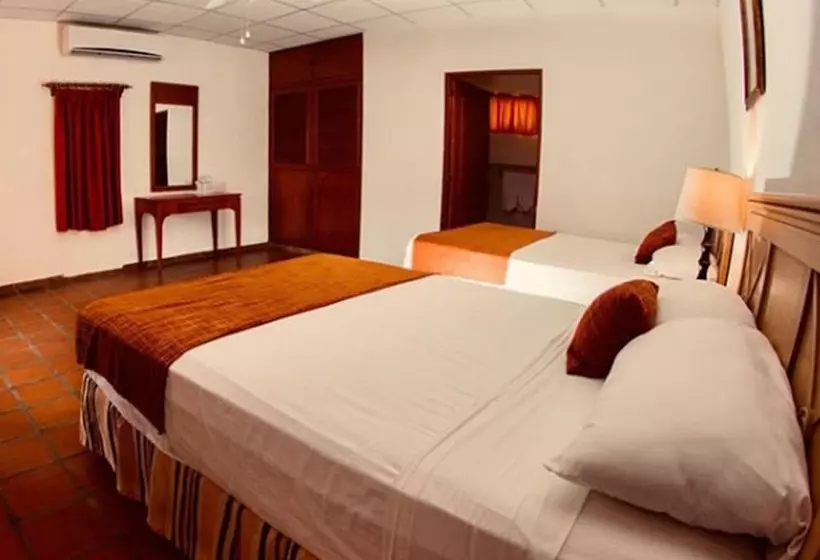 هتل Pacific Paradise