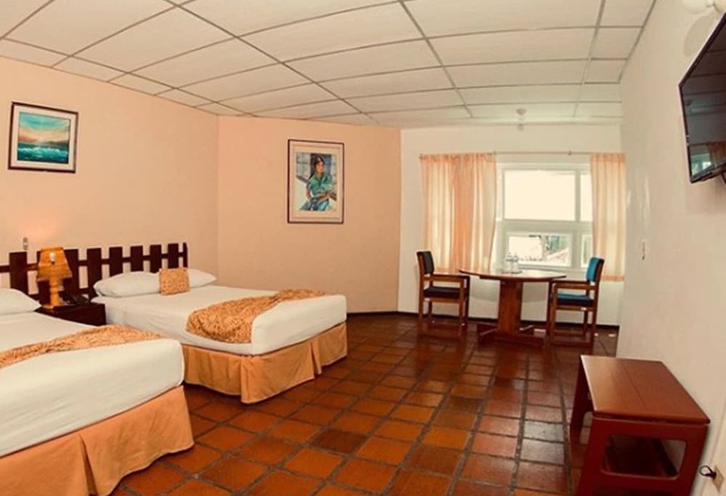 هتل Pacific Paradise