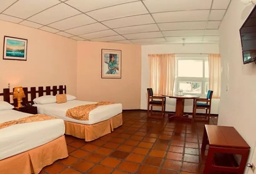 هتل Pacific Paradise