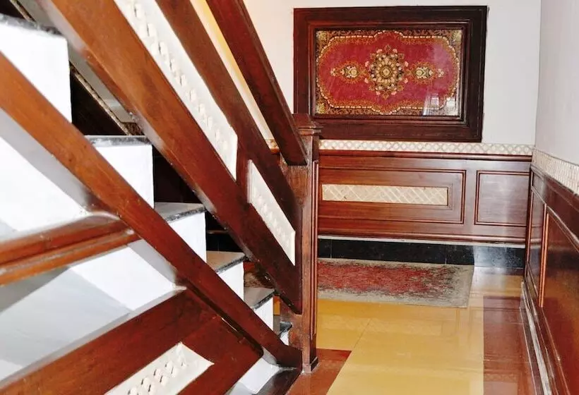 Hotel Sadaf