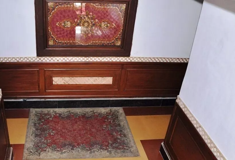 Hotel Sadaf