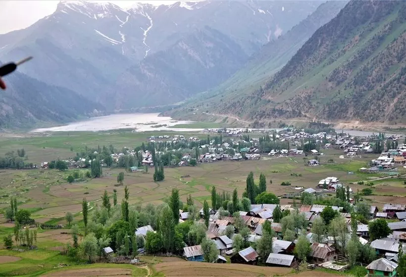 Hotel Sadaf