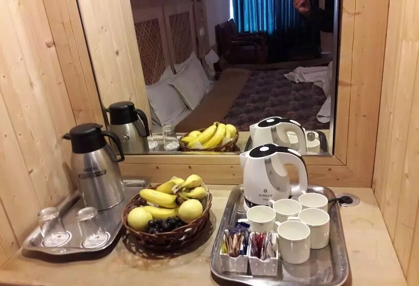 Hotel Sadaf