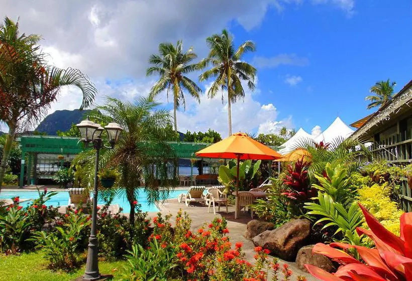 هتل Sadie's By The Sea