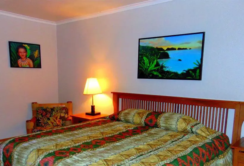 هتل Sadie's By The Sea