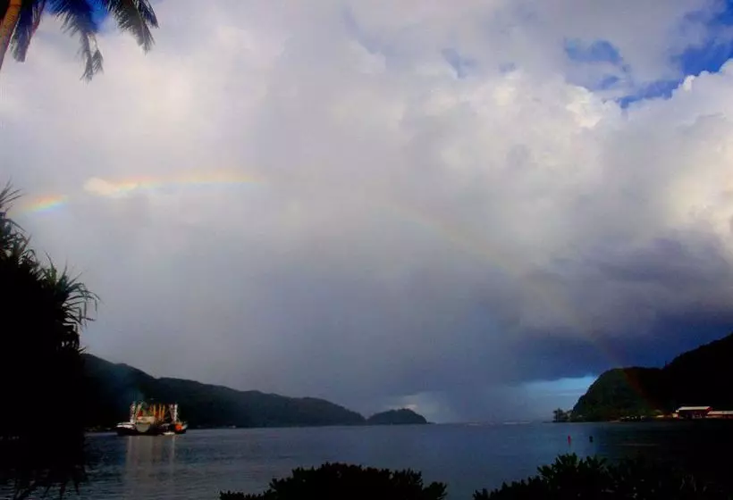 هتل Sadie's By The Sea