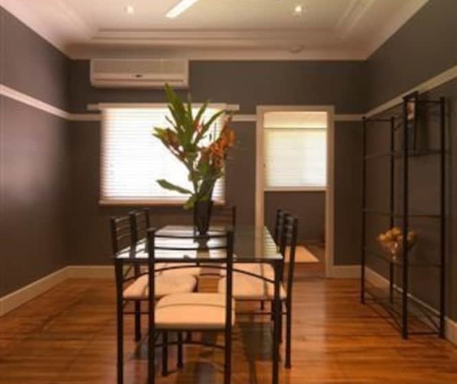 酒店 Shirley Beach Houses