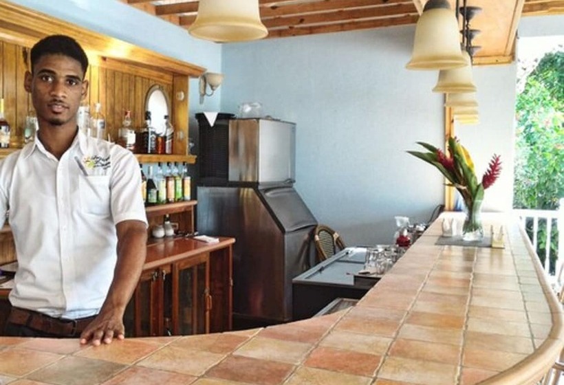 هتل Tropical Lagoon Resort