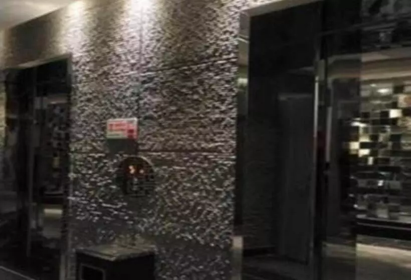 Отель Urumqi Bayinhe