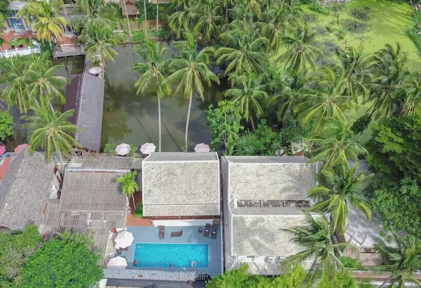 هتل Villa Oasis Luang Prabang