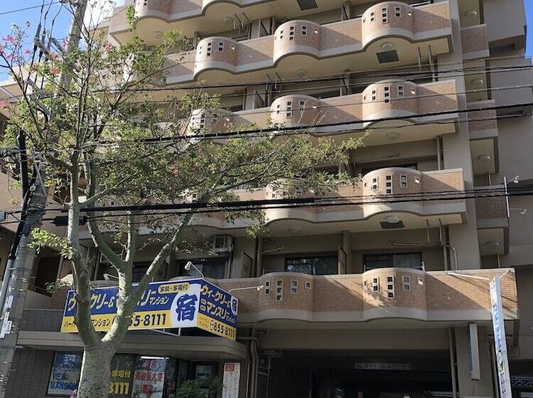 Hotelli Weekly Harborview Mansion Main Building