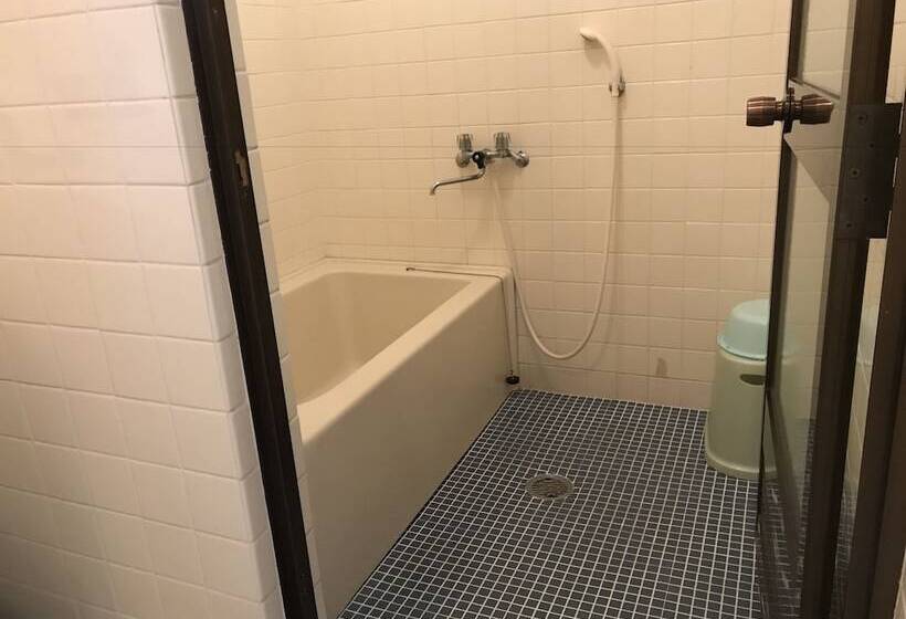 Hotelli Weekly Harborview Mansion Main Building