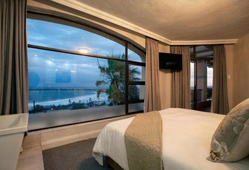 Windsor Cabanas & Courtyard