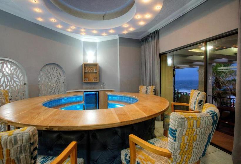 Windsor Cabanas & Courtyard