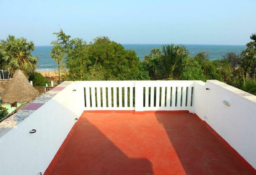 Bluetique Beach House