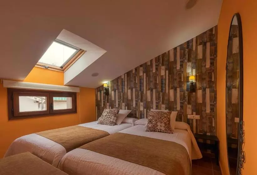 Aamiaismajoitus (B&B) Hostal El Griel No Disponemos De Recepción Física