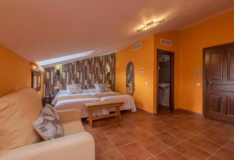 Aamiaismajoitus (B&B) Hostal El Griel No Disponemos De Recepción Física