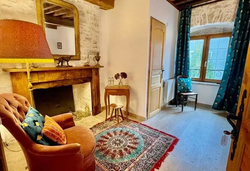 تختخواب و صبحانه Manoir Saint Pierre