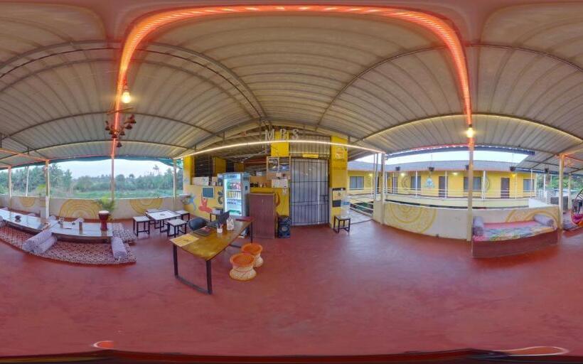 酒店 Mid Beach Stay Gokarna