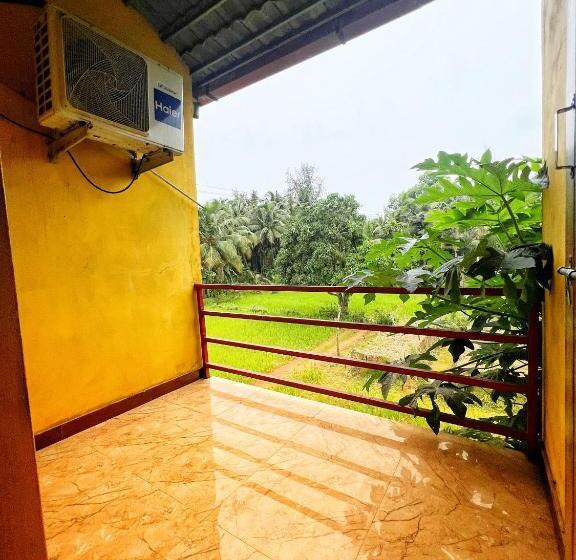 酒店 Mid Beach Stay Gokarna