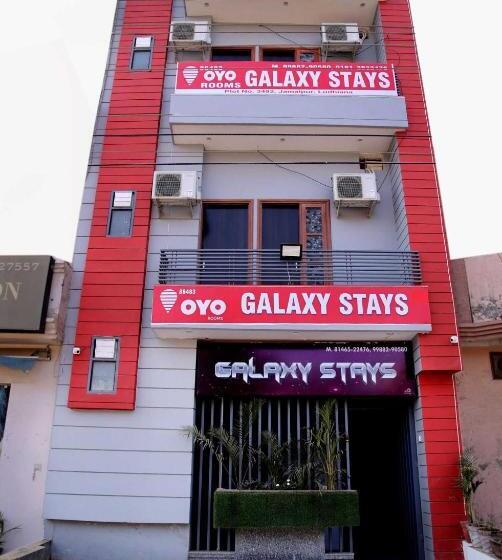 هتل Oyo 86483 Galaxy Stays