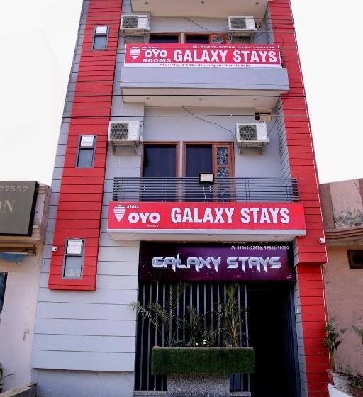 هتل Oyo 86483 Galaxy Stays