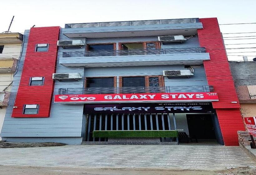 هتل Oyo 86483 Galaxy Stays