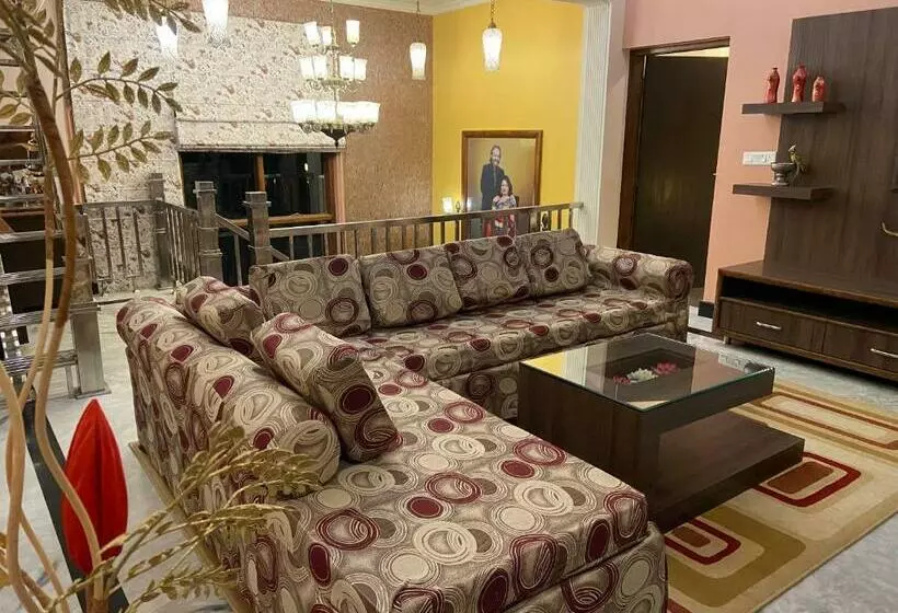 هتل Sangita Resorts