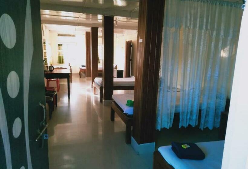 פנסיון The Woodpecker  S Nest