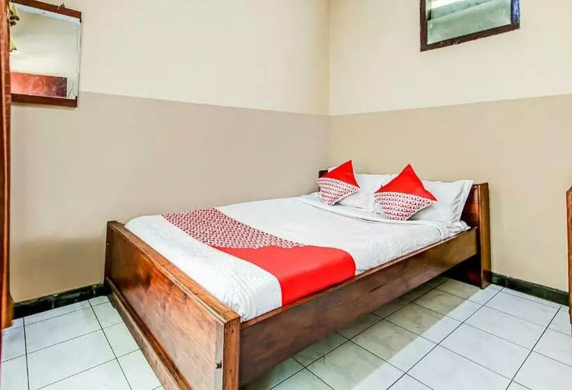 هتل Oyo 91053 Desa Wisata Gilimanuk