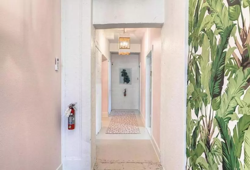 The Oleander Hotel Room 6