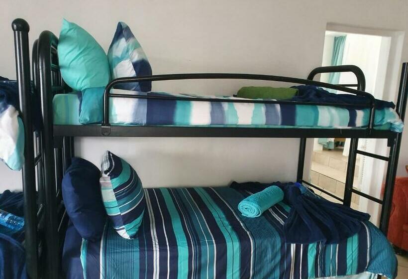 بنسيون Beachfront Inn