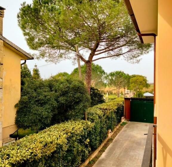 بنسيون Villa Valentina