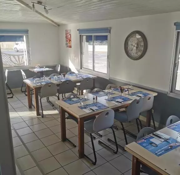 Hotelli Le Relais De L Aiguillon