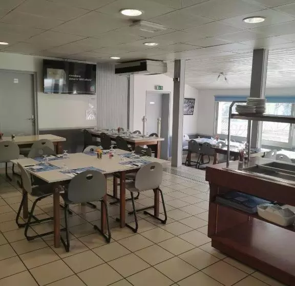 Hotelli Le Relais De L Aiguillon