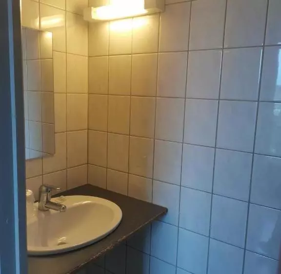 Hotelli Le Relais De L Aiguillon