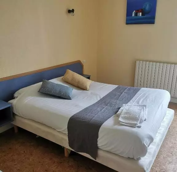 Hotelli Le Relais De L Aiguillon